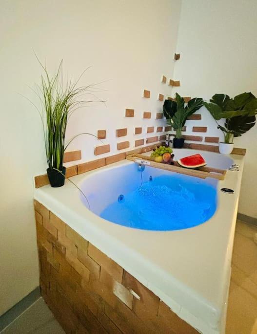 Studio Love Jacuzzi Marseille Eksteriør billede